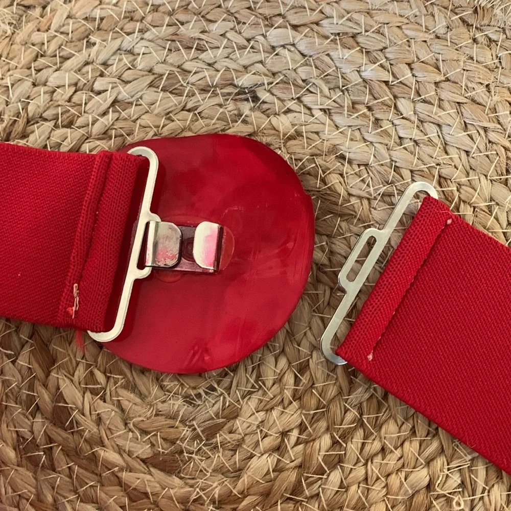 Red Rose elastic stretch belt with clip buckle, EUC